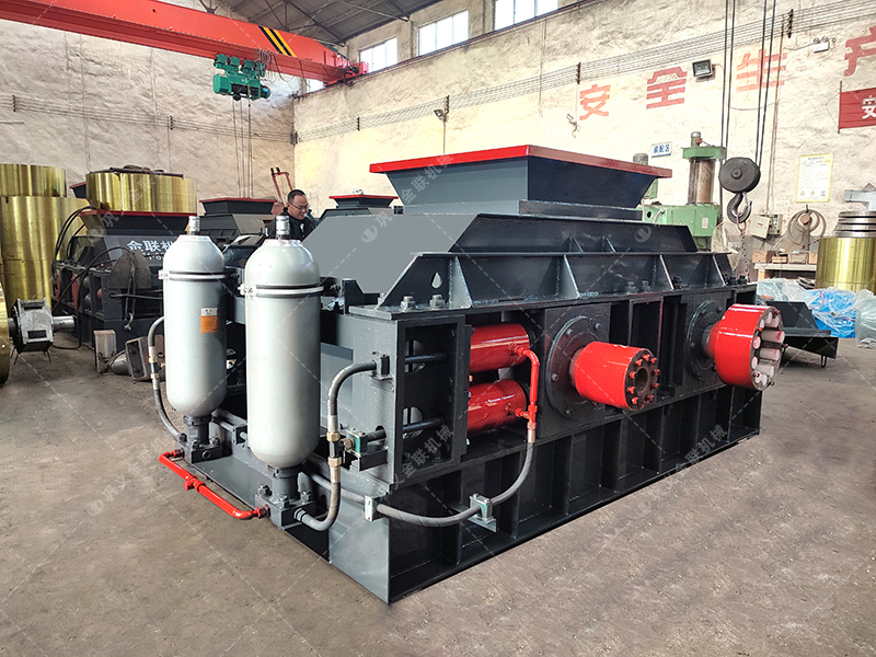 2PG1007中型液壓對輥破碎機設備發貨圖片