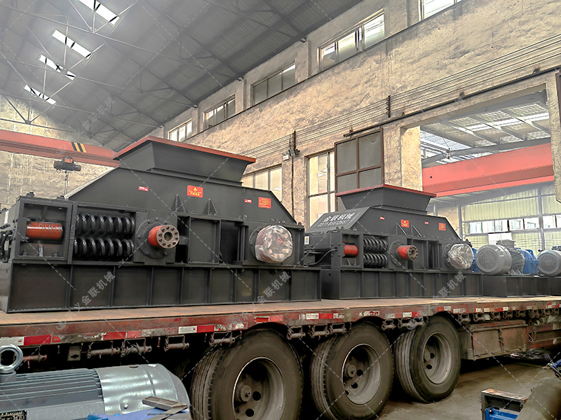 制砂效果好的對(duì)輥破碎機(jī)哪里買(mǎi)更實(shí)惠? 制砂效果好的對(duì)輥破碎機(jī)哪里買(mǎi)更實(shí)惠?