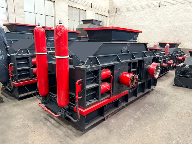 時(shí)產(chǎn)120噸液壓對輥制砂機(jī)——打造高能效的生產(chǎn)典范 時(shí)產(chǎn)120噸液壓對輥制砂機(jī)——打造高能效的生產(chǎn)典范