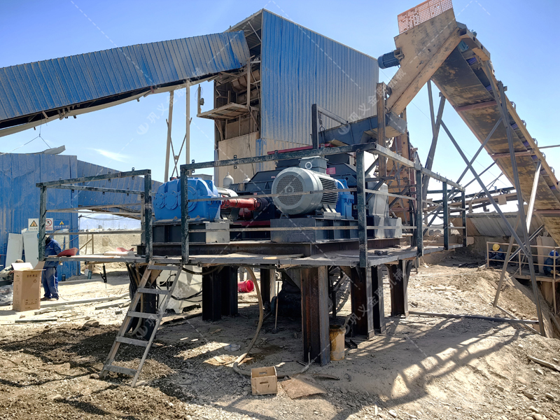 液壓對輥破碎機：破解 “堵塞、磨損、成品差” 三大難題