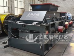 制砂專用設備2PG1500x1000液壓對輥制砂機發往湖北